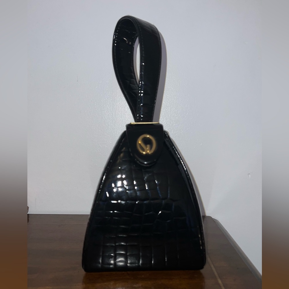 Vintage St. John Croc Unique Embossed Mini Black Purse
- wristlet